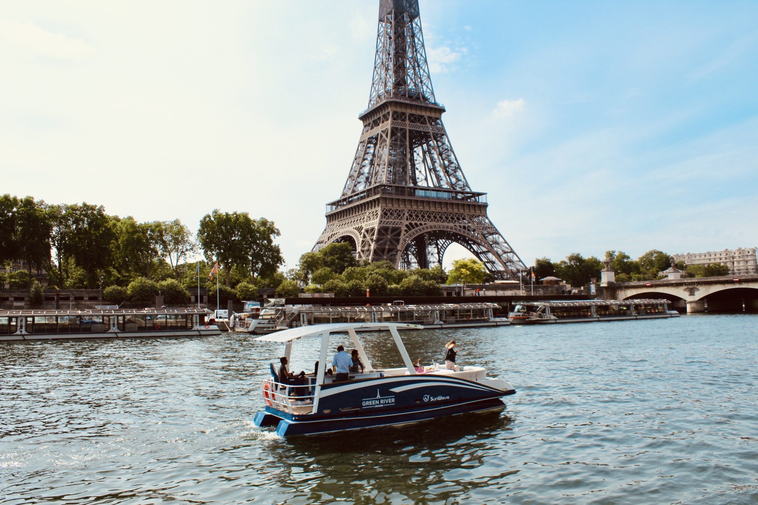 Gin-Tonic-Tour-Eiffel-1-scaled Croisière Tour Eiffel